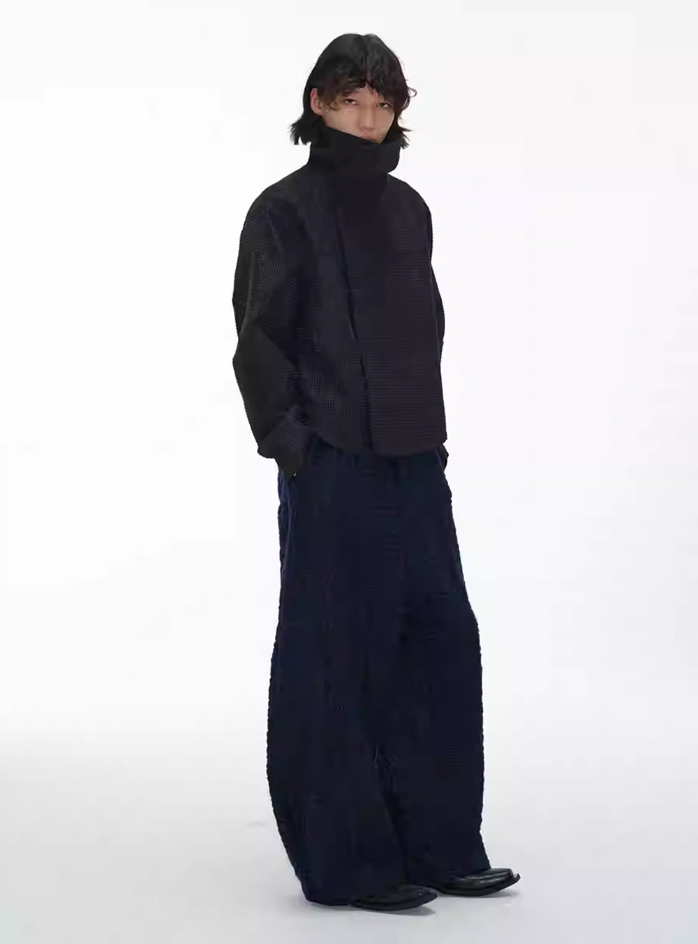 Twisted Collar Zippered Check Jacket
