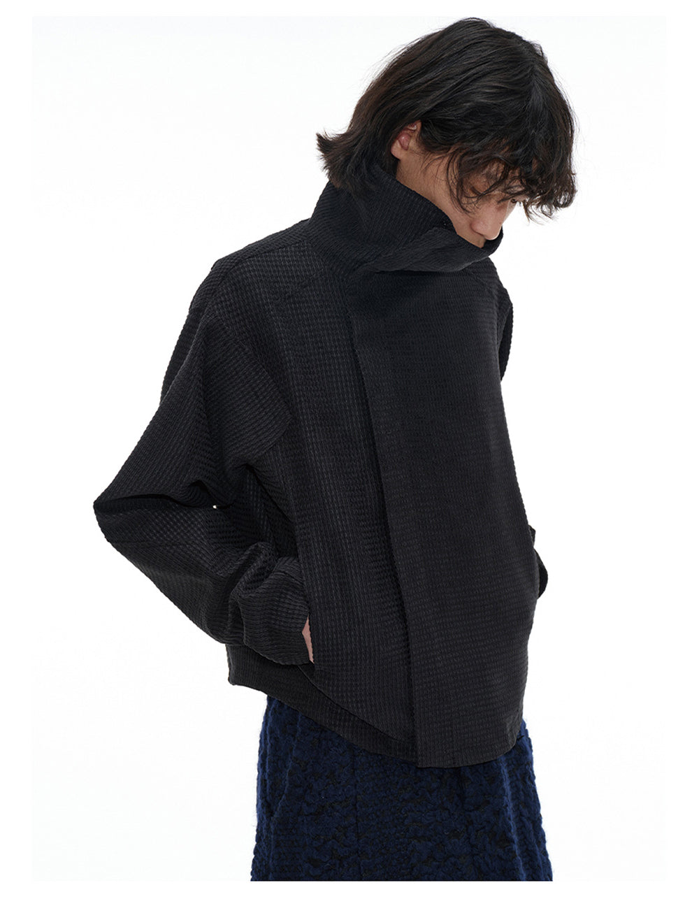 Twisted Collar Zippered Check Jacket