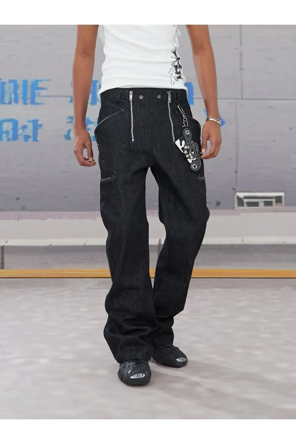 Double Zipper Multi Pocket Raw Jeans