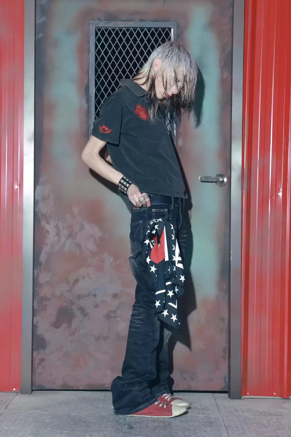 Ghost Scratch Washed Black Jeans