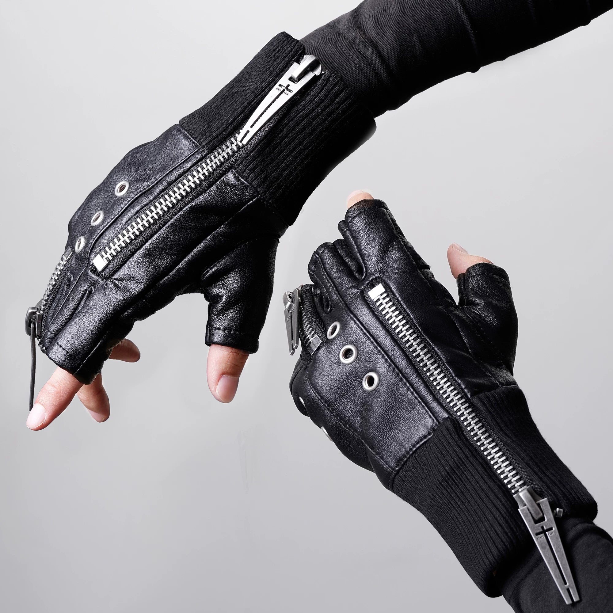 WØR Double Zipper Layered Gloves