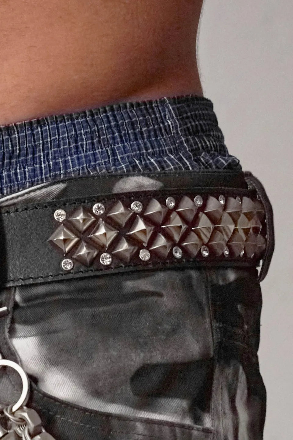 Studded Rhinestone Carved Buckle Leather Belt