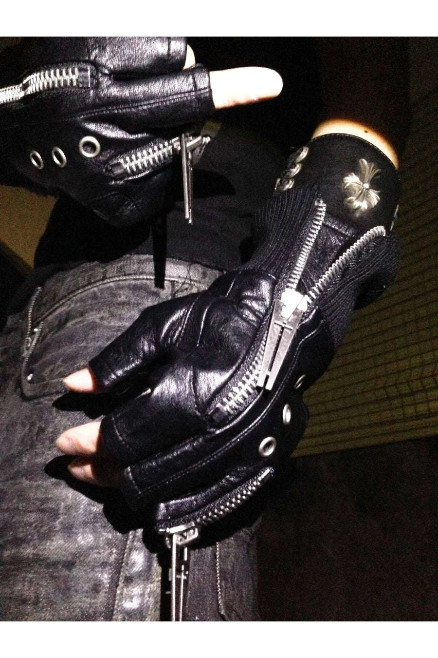 WØR Double Zipper Layered Gloves