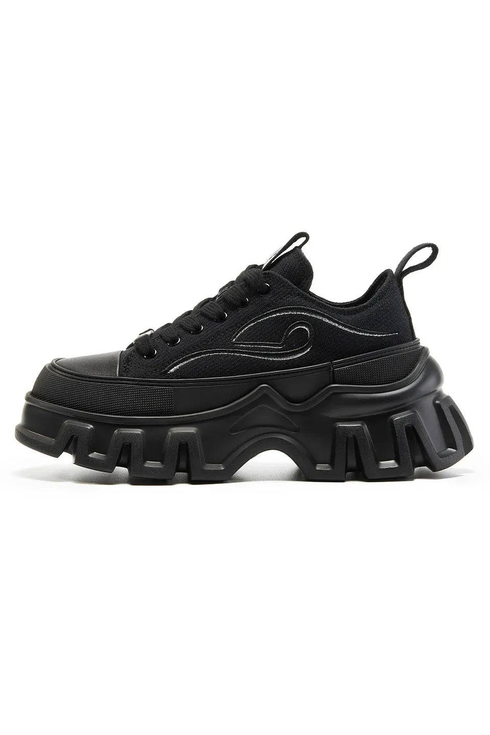 Shen Sneaker