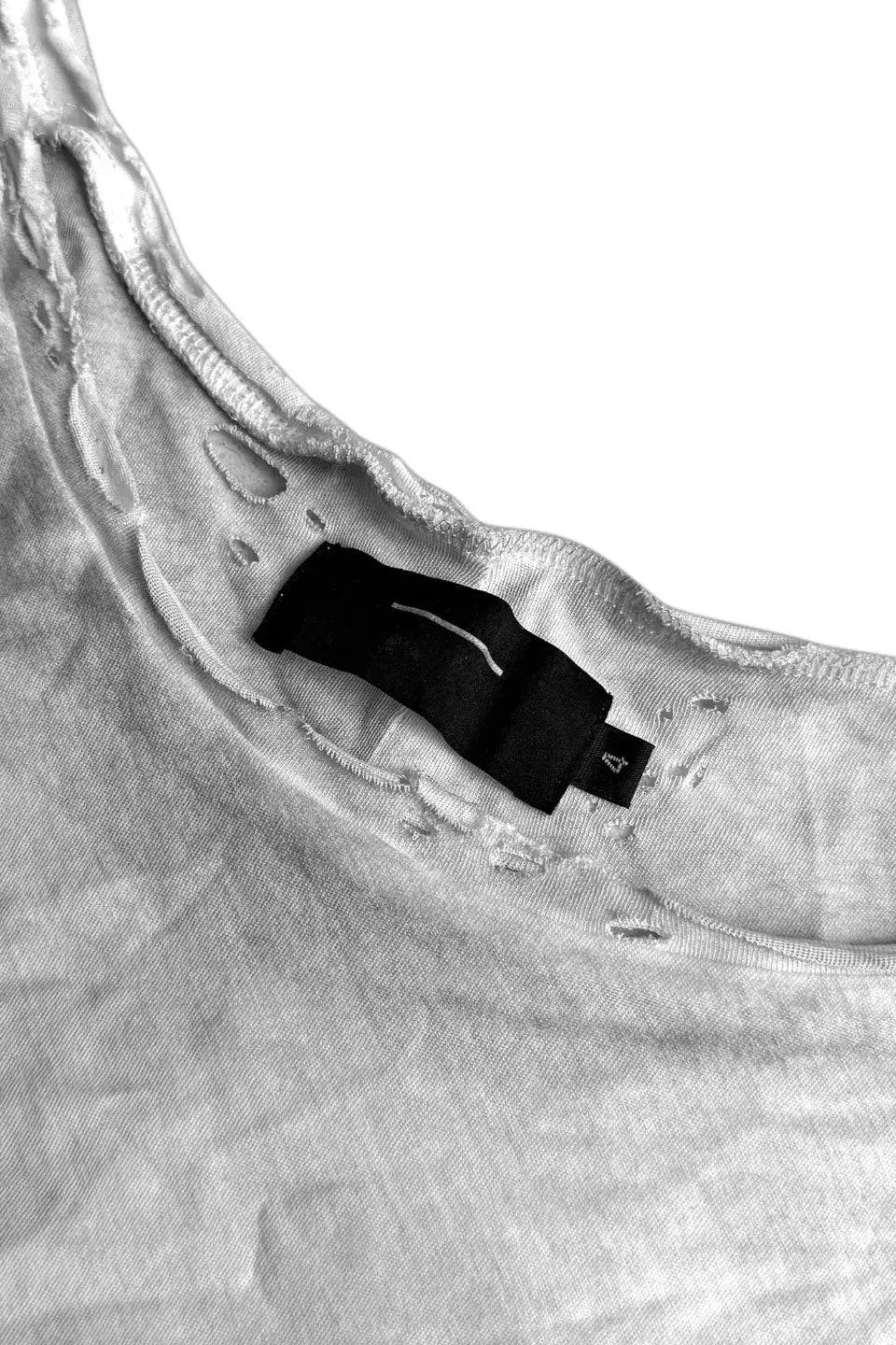 Wrinkled Spray Graphic LS T-shirt